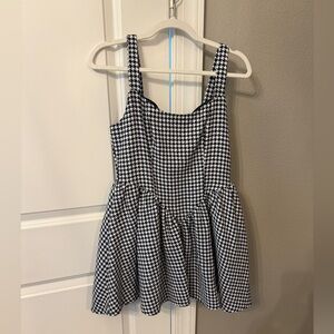 SHEIN Black and White Houndstooth Garment